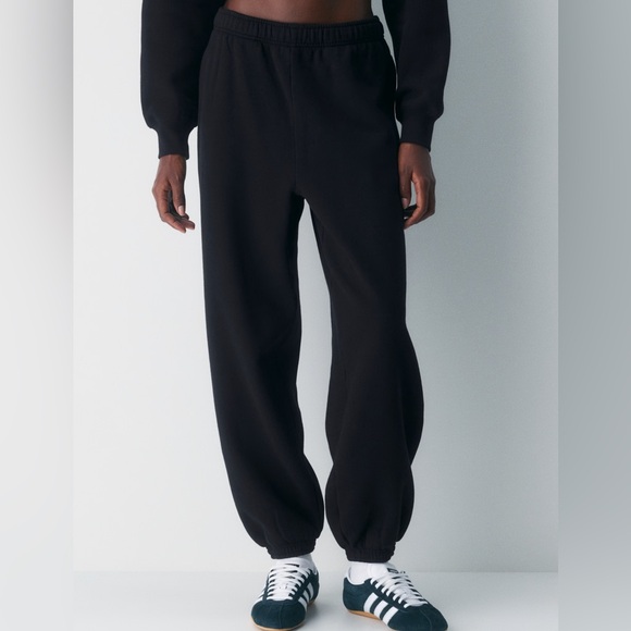 Aritzia TNA Cozy Sweatfleece Mega Jogger size M - Picture 3 of 3